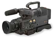 Krásná a vyspělá: Sony CCD-V6000 (Klikni pro zvětšení)